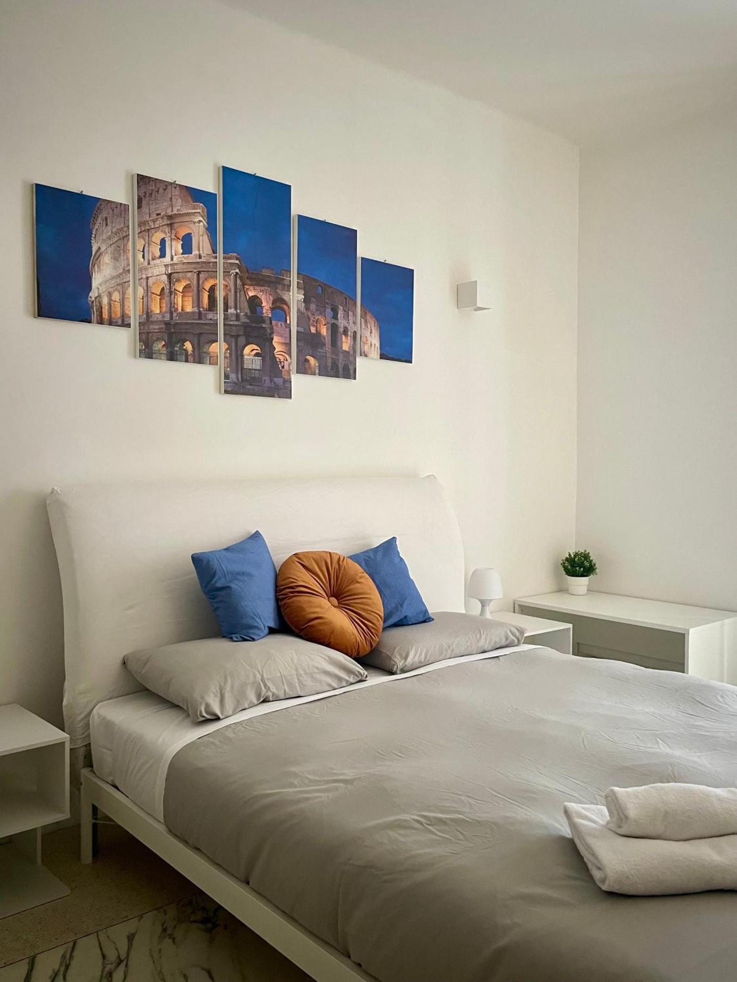 Martina A Piazza Del Popolo Villa Rom Exteriör bild