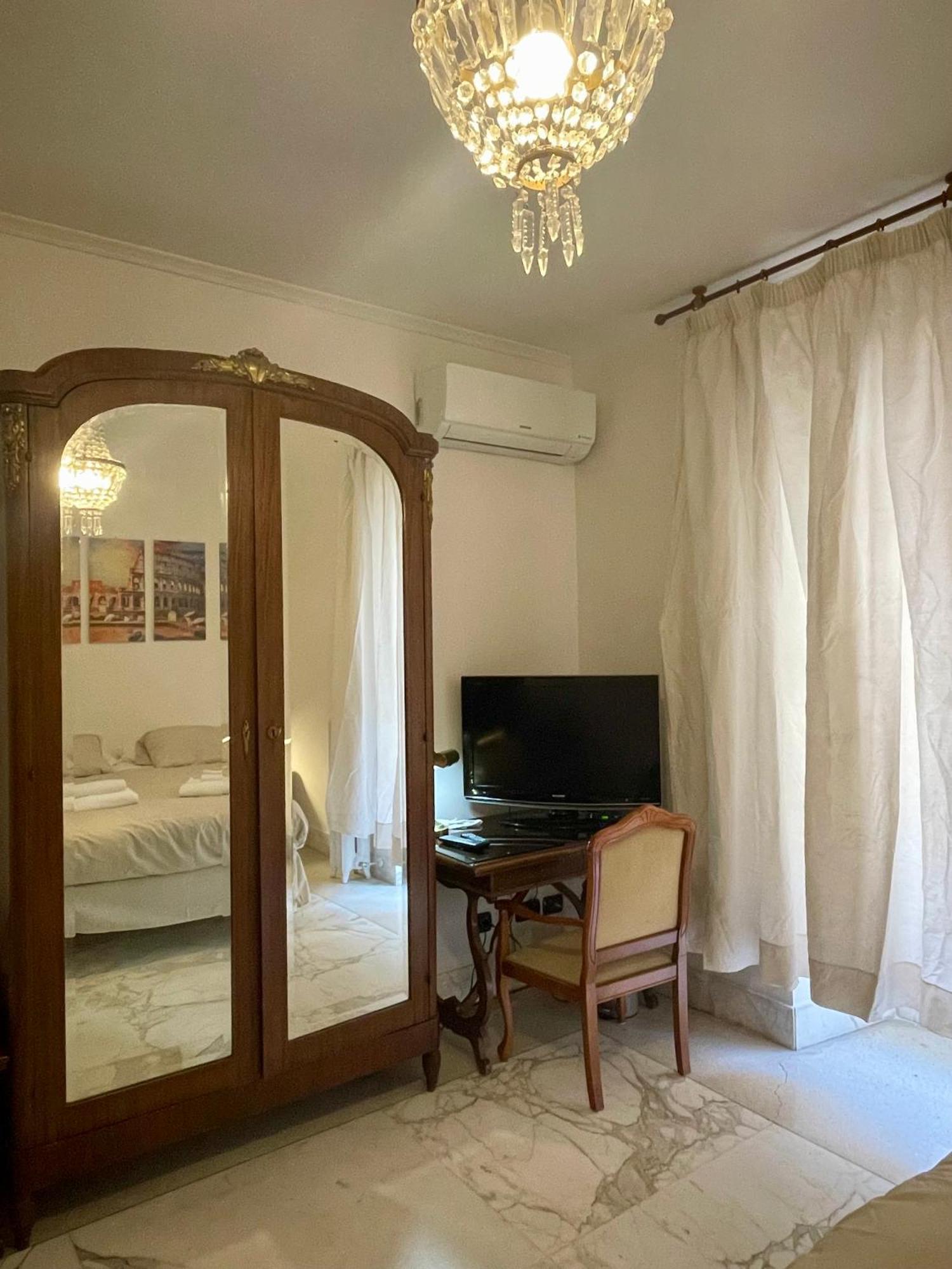 Martina A Piazza Del Popolo Villa Rom Exteriör bild