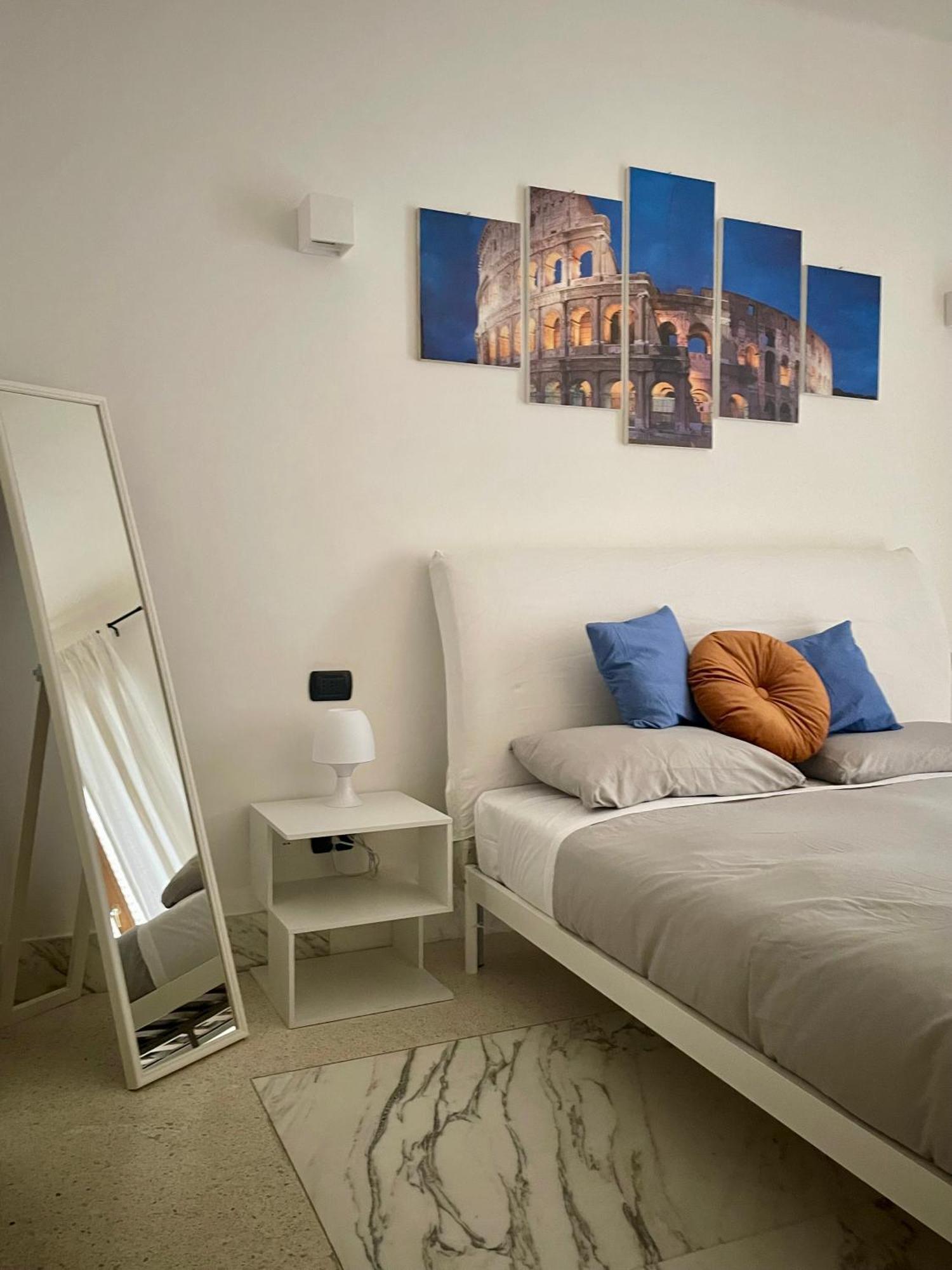 Martina A Piazza Del Popolo Villa Rom Exteriör bild